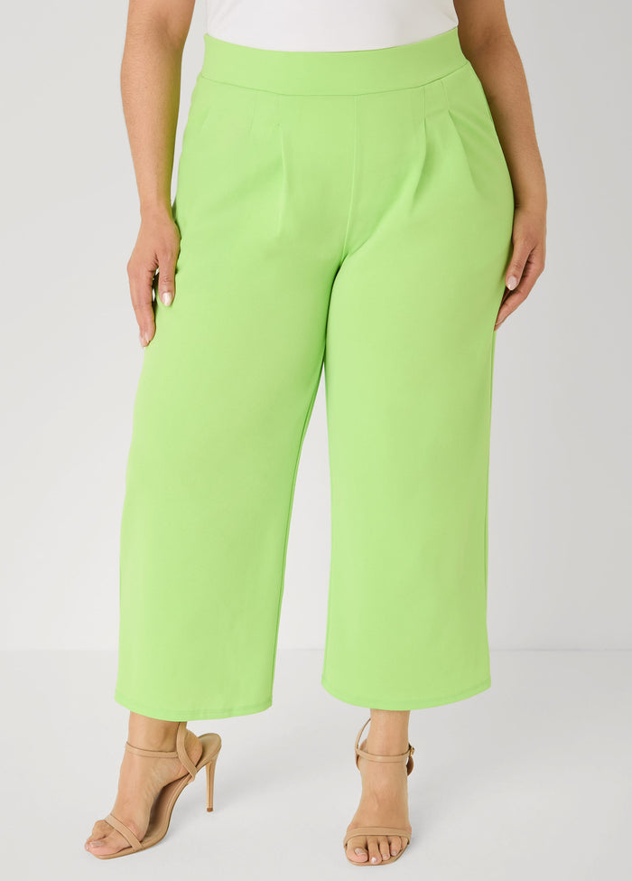 Pleat Detailed Wide Leg Capris