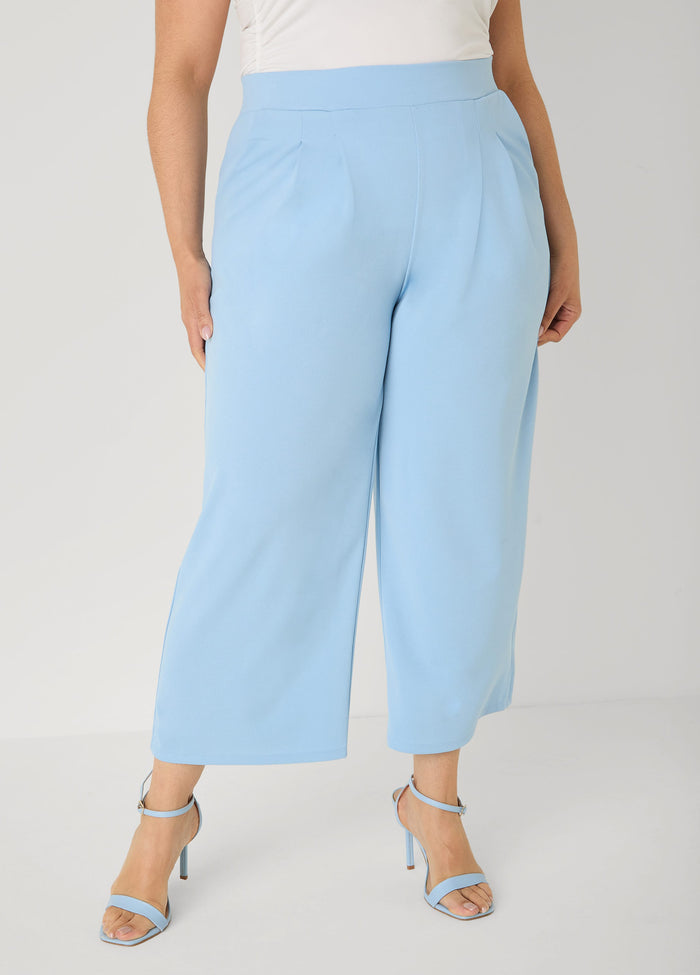 Pleat Detailed Wide Leg Capris