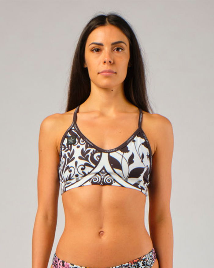 STAR Sirius Sunspike minimalist beach volleyball bikini top, athletic stay-put fit.